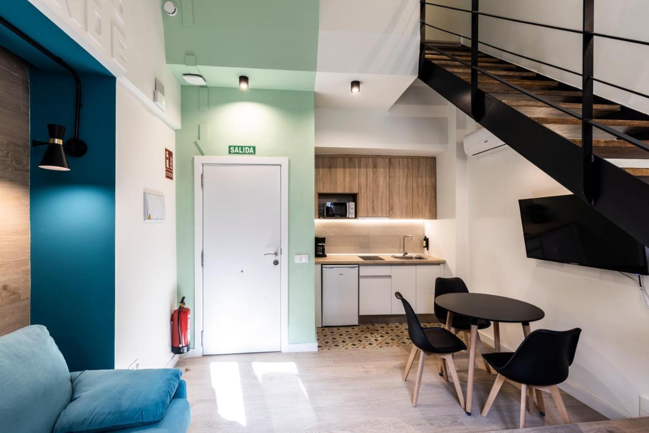 Apartamentos Turisticos De La Bernarda Касерес Екстер'єр фото
