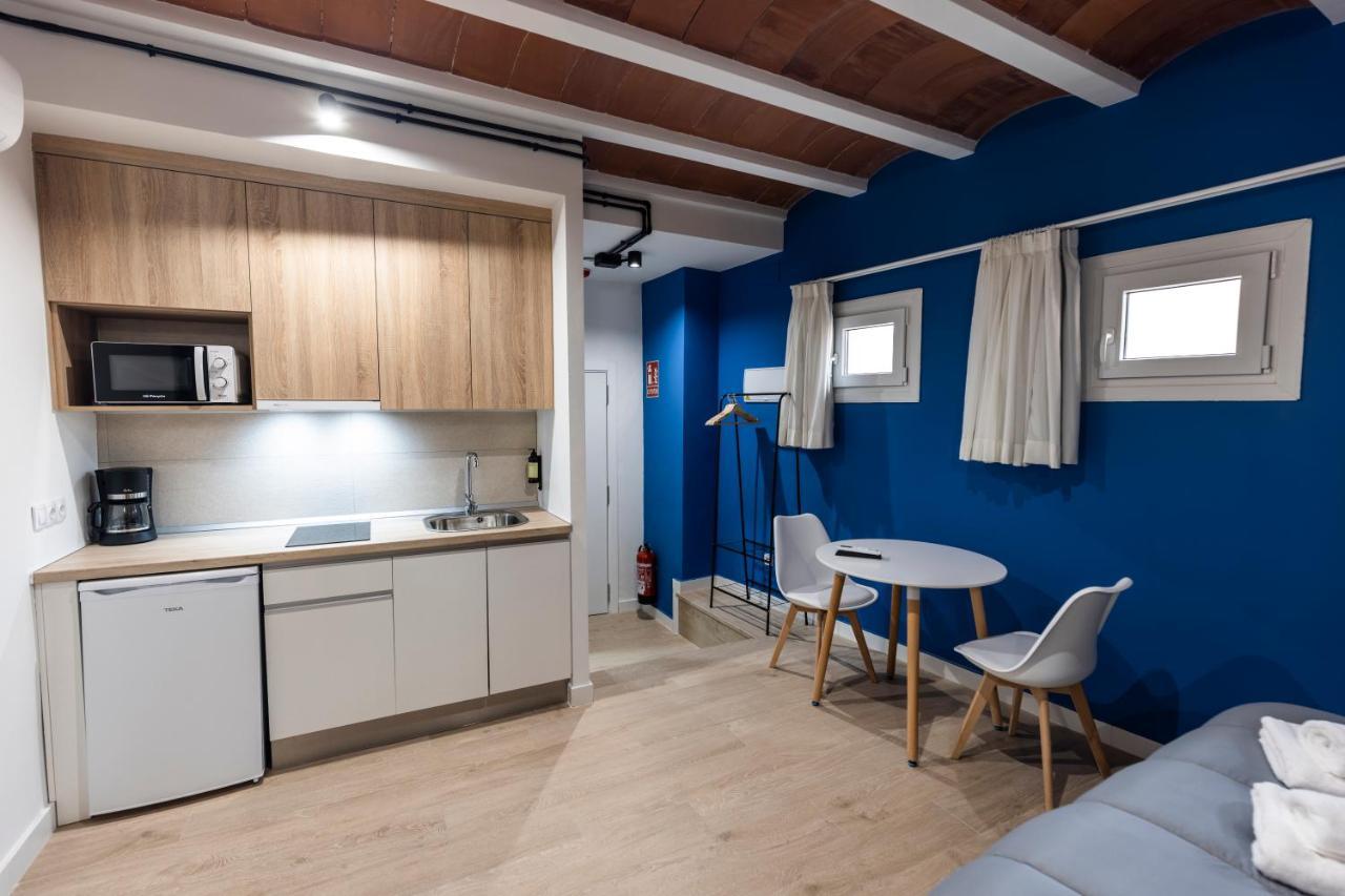 Apartamentos Turisticos De La Bernarda Касерес Екстер'єр фото